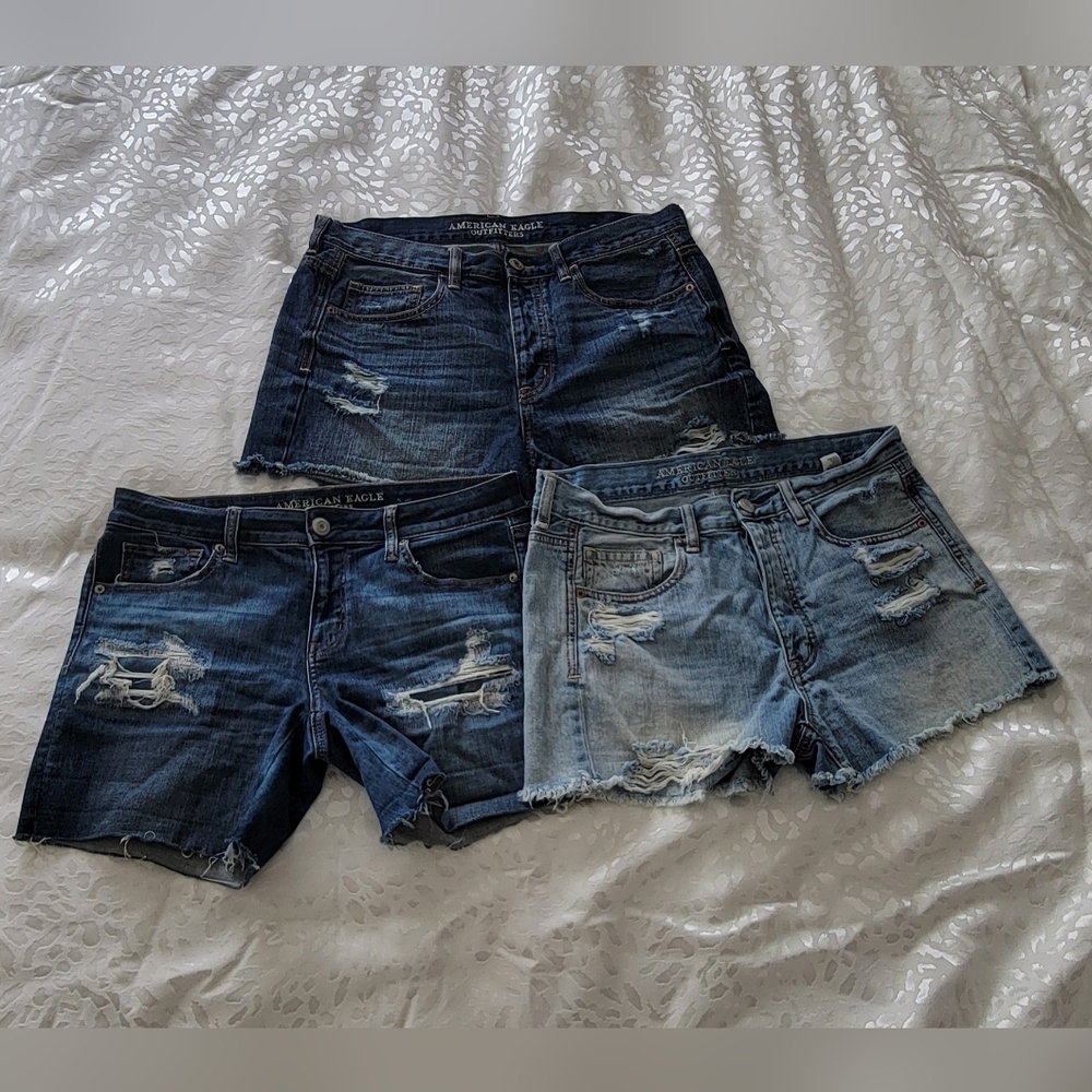 America Eagle Shorts Sz 10 Distressed Cut Offs LOT of 3